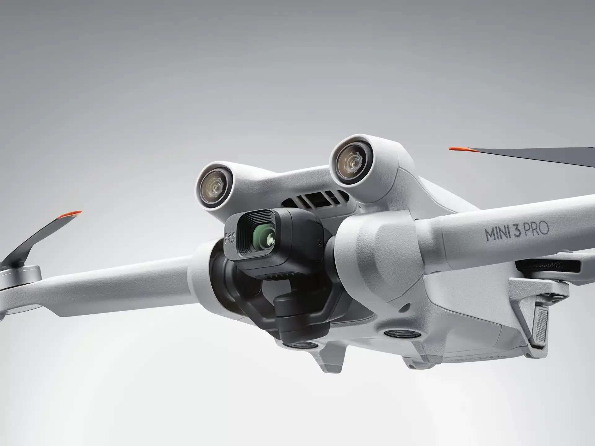 DJI Mini 3 Pro Drohne im Einsatz - Kontaktieren Sie Luftraum247 für Ihre Drohneninspektion